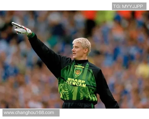 曼联DJ背后的足球明星是谁揭秘他的传奇故事与成就 曼联DJ背后的足球明星是谁揭秘他的传奇故事与成就