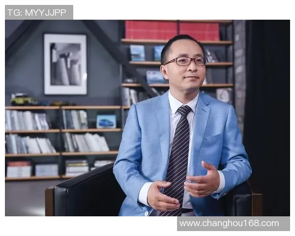 足球明星穿搭风采展现正装魅力引领时尚潮流新风尚 足球明星穿搭风采展现正装魅力引领时尚潮流新风尚