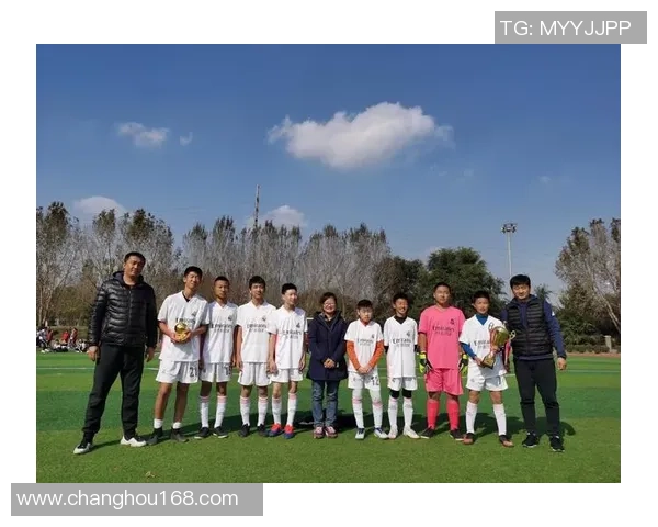 金嗓子携手足球明星共创精彩瞬间点燃激情与梦想 金嗓子携手足球明星共创精彩瞬间点燃激情与梦想